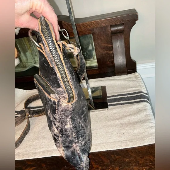 NWOT Bed Stu Leather Aiken 2 Way Crossbody Bag Black Rustic Retail $265 - Picture 6 of 13